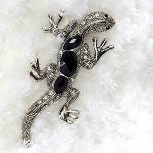 Silver Lizard Brooch Pin Rhinestone Gecko or Lizard Brooch Pin